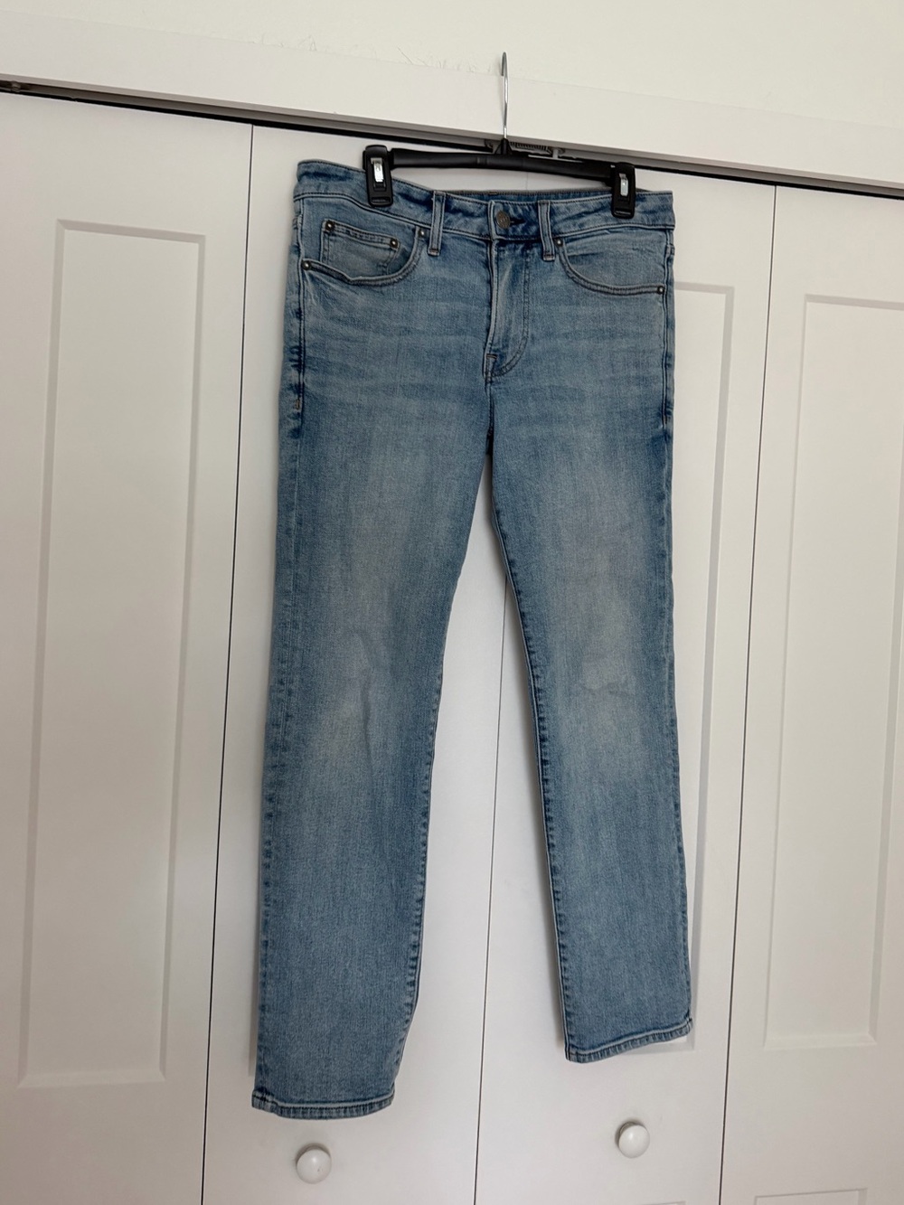 Express Slim Straight Jeans